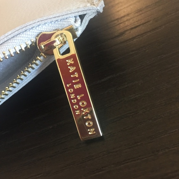 Katie Loxton London “Hello Lovely” Pouch - Picture 7 of 9